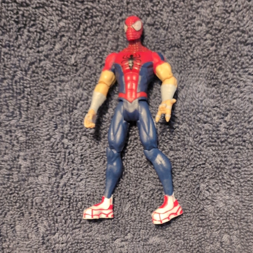 Marvel Universe infinite SPIDERMAN with tennis shoes 3.75 spiderverse
